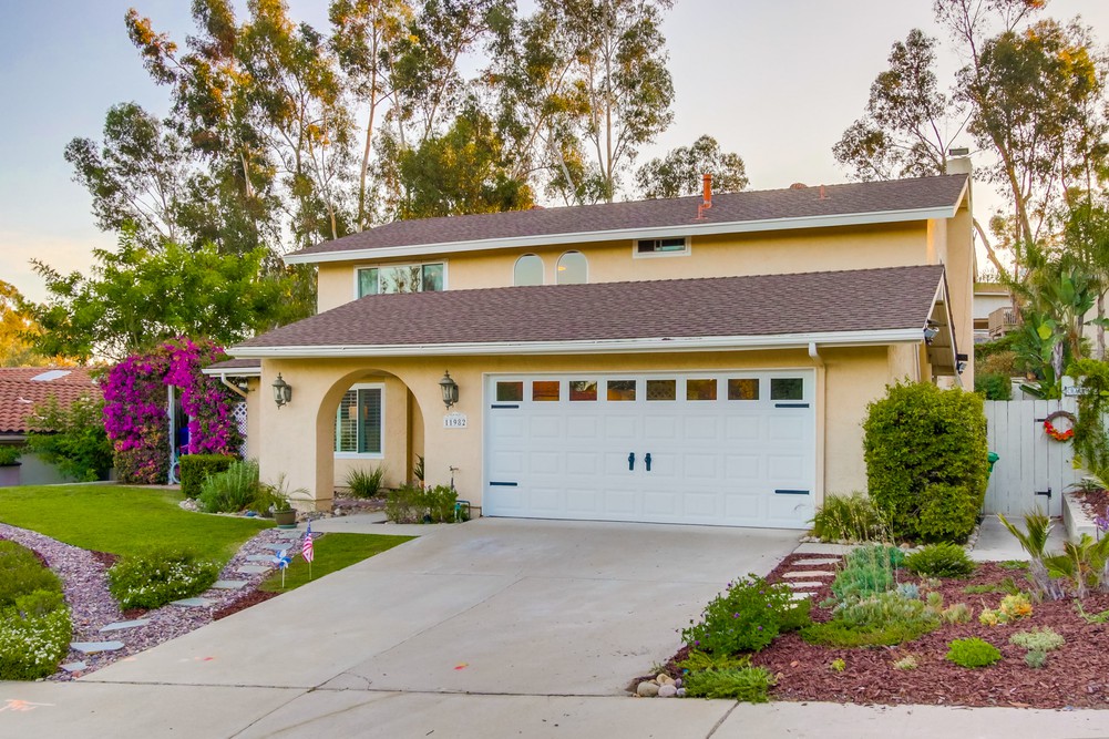 Virtual tour photo 44 of 52 for 11982 Handrich Dr
