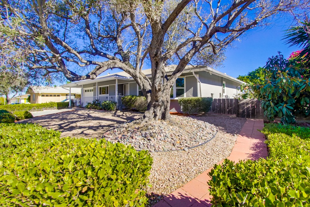 Virtual tour photo 3 of 50 for 11982 Lomica Dr