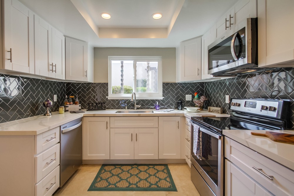 Virtual tour photo 21 of 43 for 11984 Rancho Bernardo Rd E