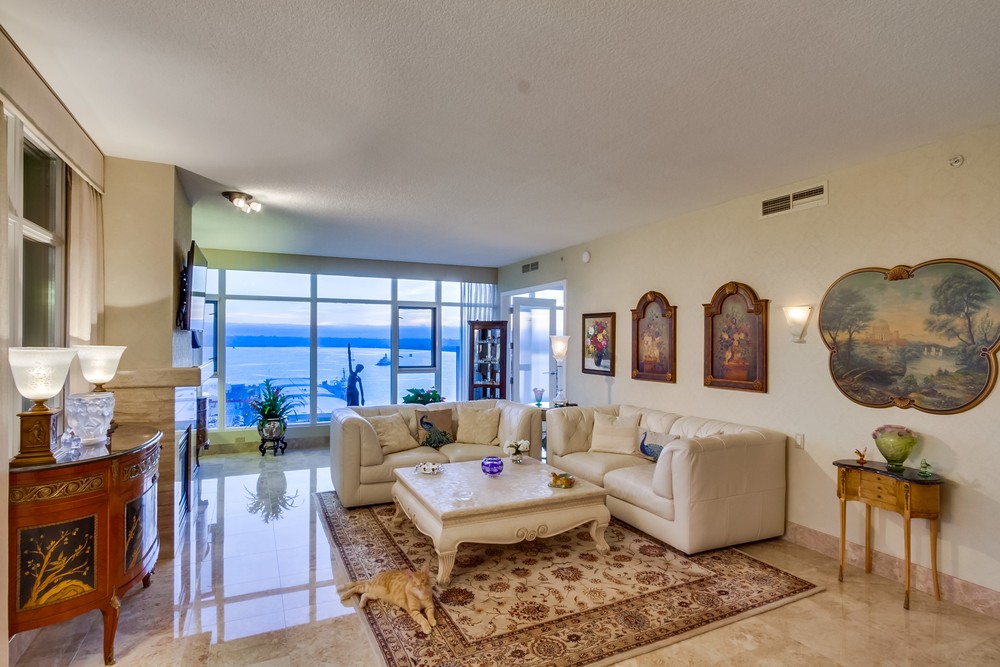 Virtual tour photo 14 of 39 for 1199 Pacific Hwy #1506