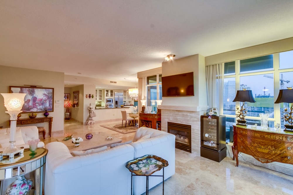 Virtual tour photo 20 of 39 for 1199 Pacific Hwy #1506