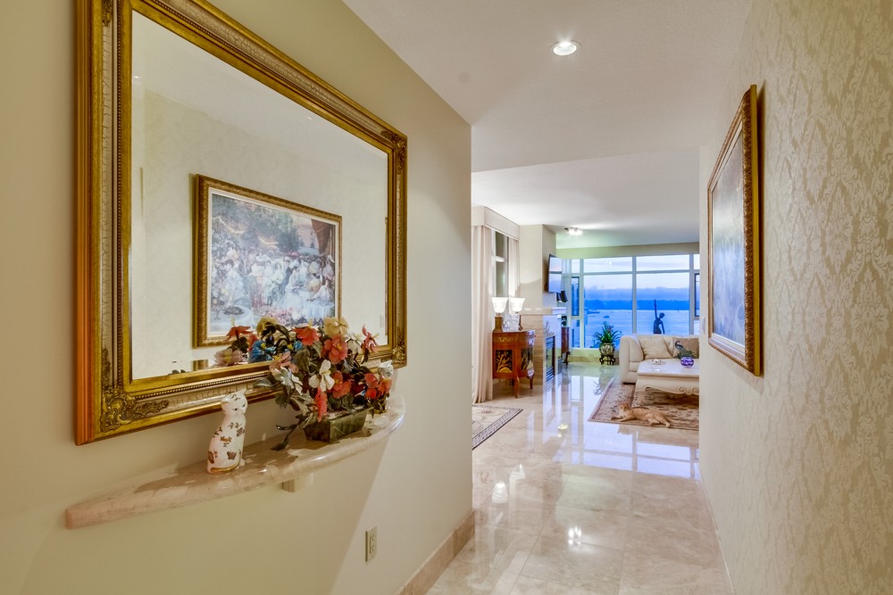 Virtual tour photo 6 of 39 for 1199 Pacific Hwy #1506