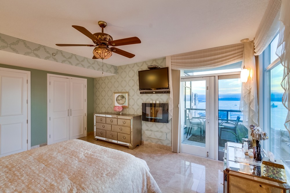 Virtual tour photo 22 of 39 for 1199 Pacific Hwy #1506