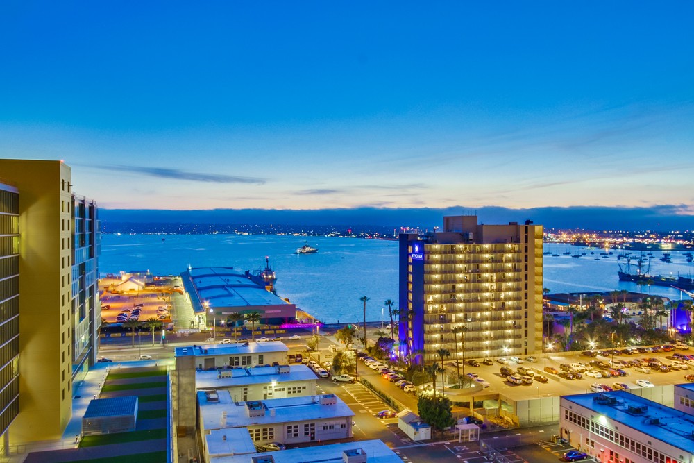 Virtual tour photo 32 of 39 for 1199 Pacific Hwy #1506