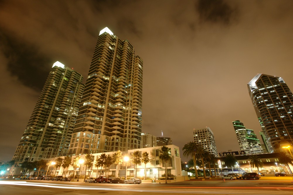 Virtual tour photo 40 of 39 for 1199 Pacific Hwy #1506