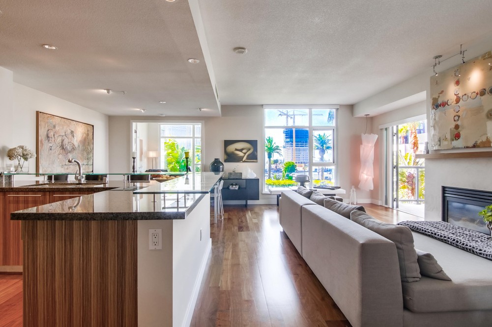 Virtual tour photo 10 of 53 for 1199 Pacific Hwy