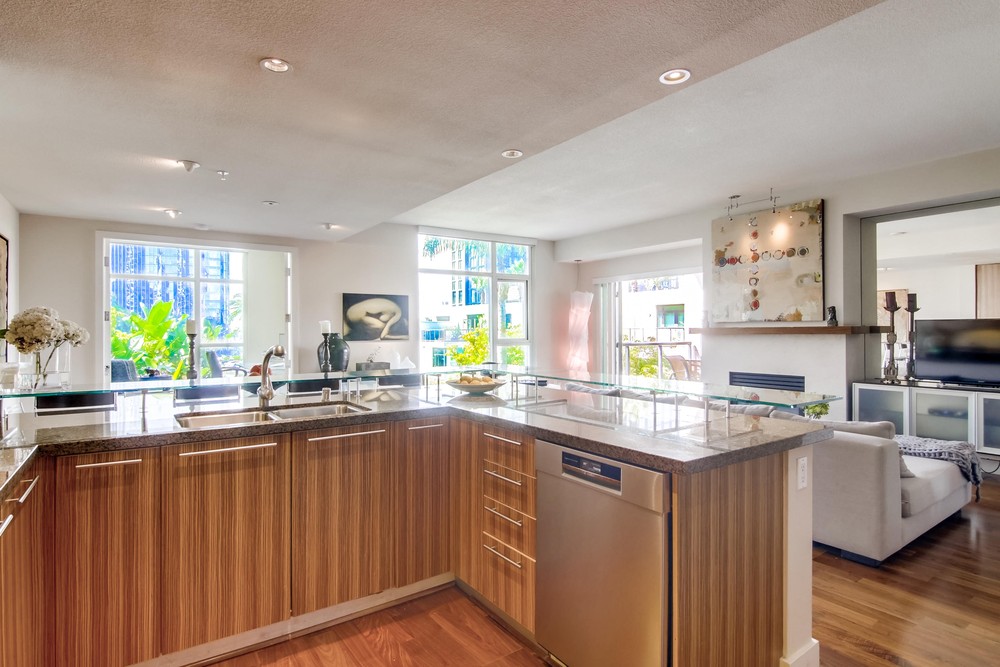 Virtual tour photo 29 of 53 for 1199 Pacific Hwy