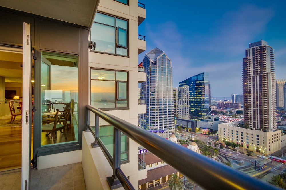 Virtual tour photo 13 of 70 for The Grande #2205