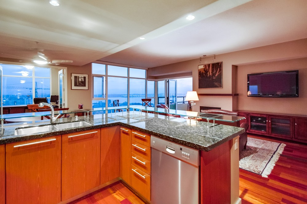 Virtual tour photo 30 of 70 for The Grande #2205