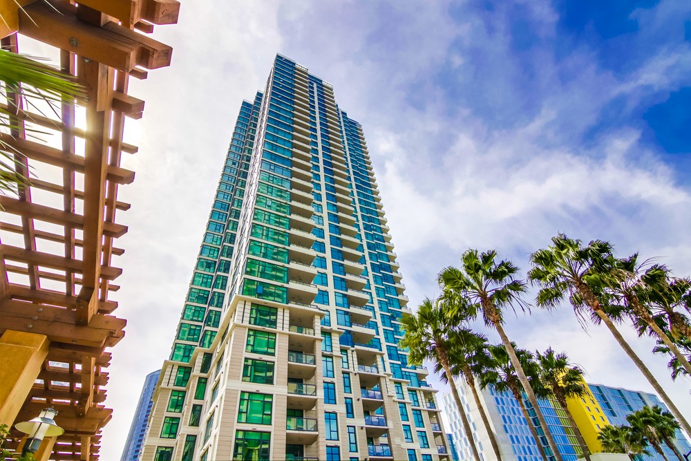Virtual tour photo 3 of 54 for 1199 Pacific Hwy #404