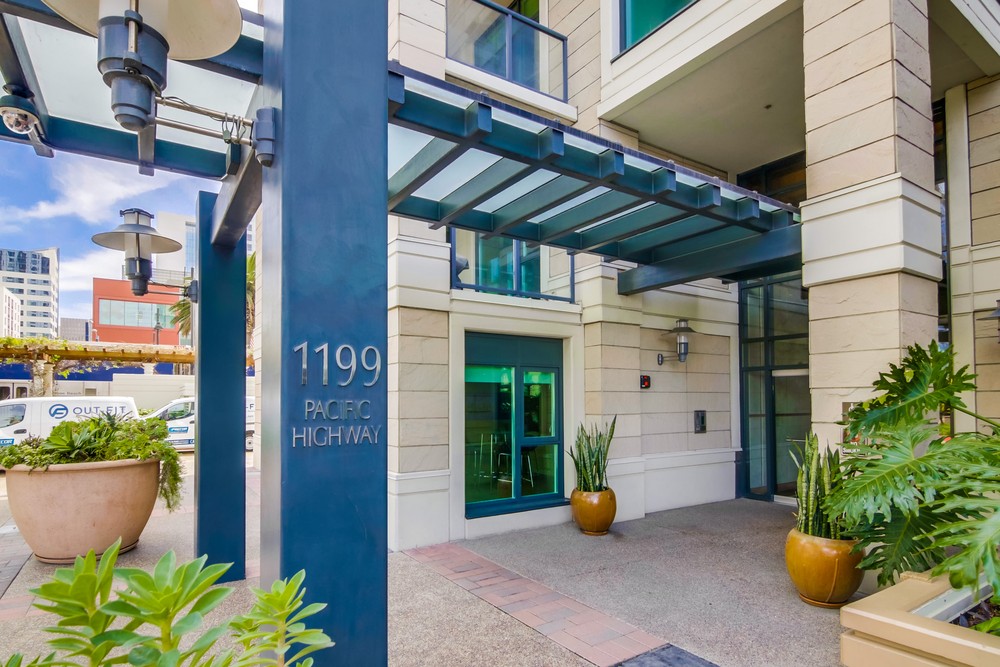 Virtual tour photo 7 of 54 for 1199 Pacific Hwy #404