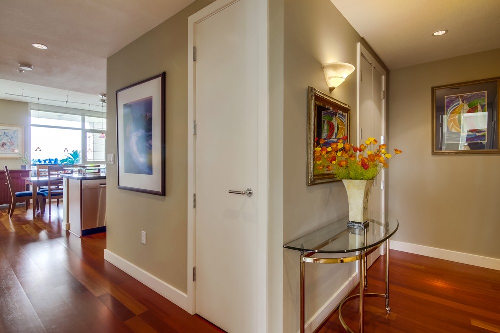 Virtual tour photo 10 of 54 for 1199 Pacific Hwy #404