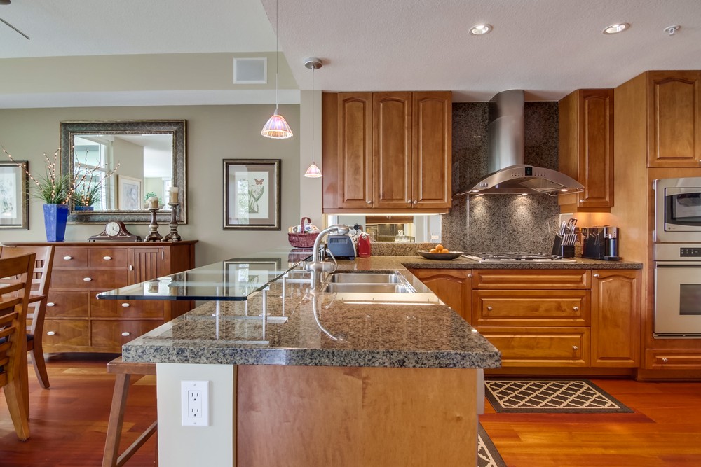 Virtual tour photo 27 of 54 for 1199 Pacific Hwy #404