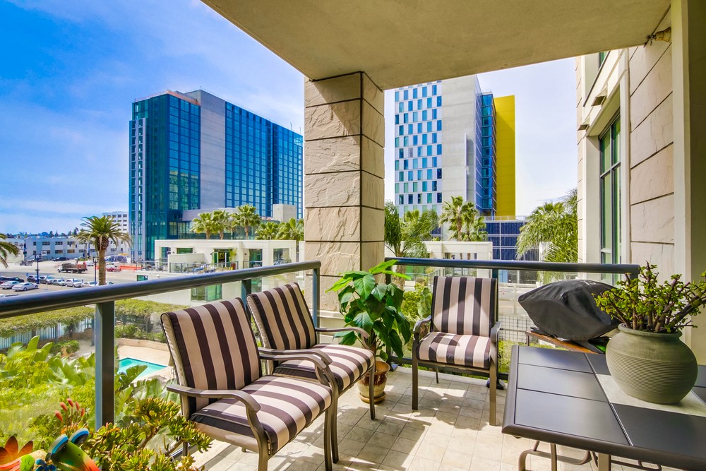 Virtual tour photo 40 of 54 for 1199 Pacific Hwy #404