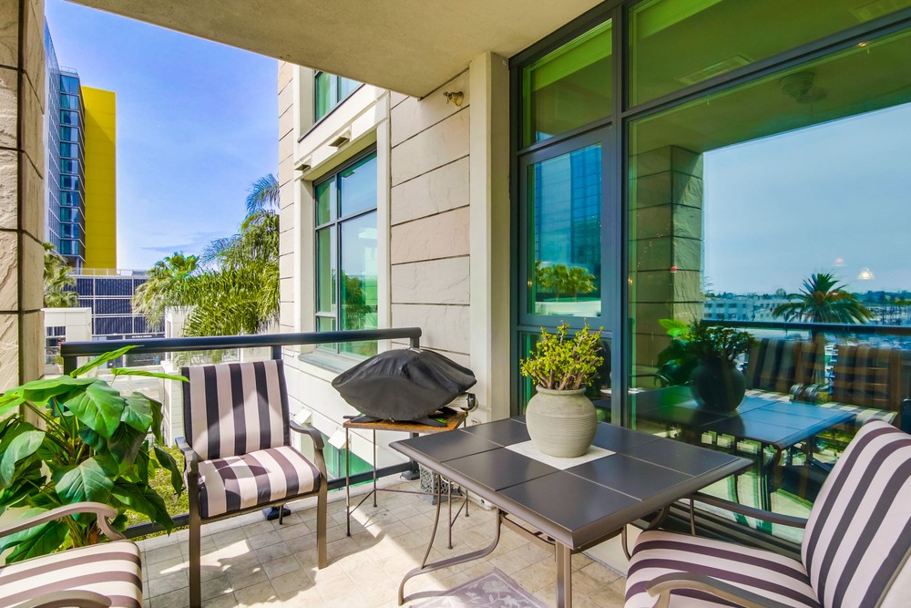Virtual tour photo 41 of 54 for 1199 Pacific Hwy #404