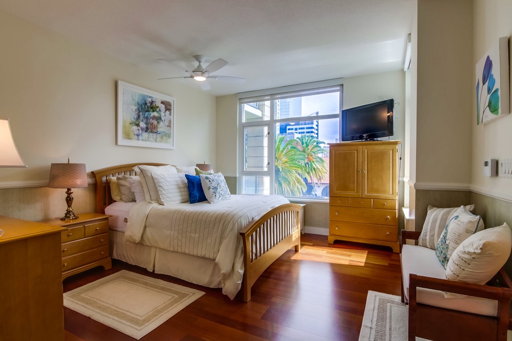 Virtual tour photo 44 of 54 for 1199 Pacific Hwy #404