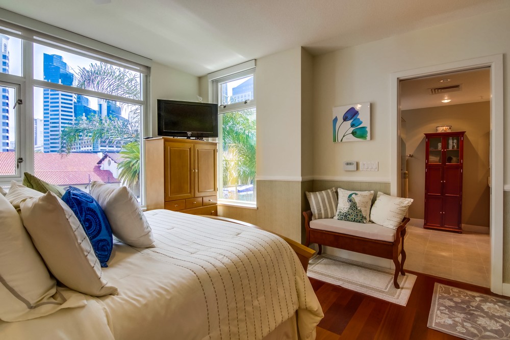 Virtual tour photo 46 of 54 for 1199 Pacific Hwy #404