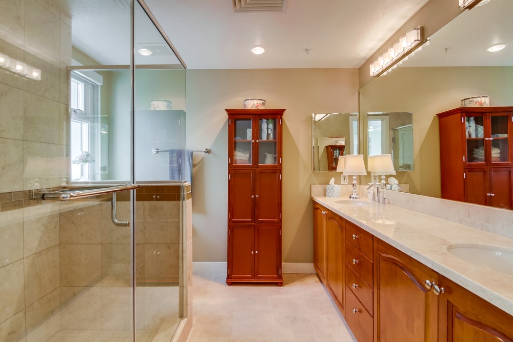 Virtual tour photo 48 of 54 for 1199 Pacific Hwy #404