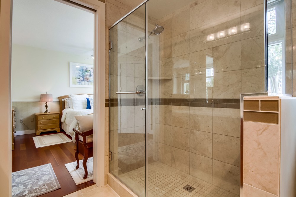 Virtual tour photo 51 of 54 for 1199 Pacific Hwy #404