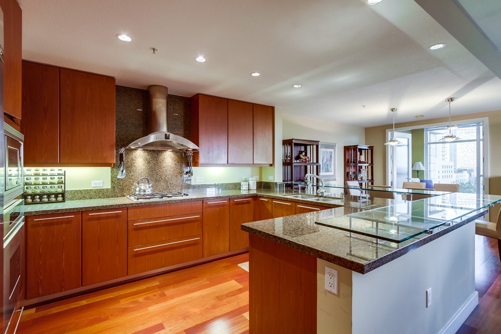 Virtual tour photo 14 of 51 for 1199 Pacific Hwy #705