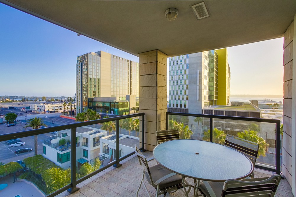Virtual tour photo 45 of 51 for 1199 Pacific Hwy #705