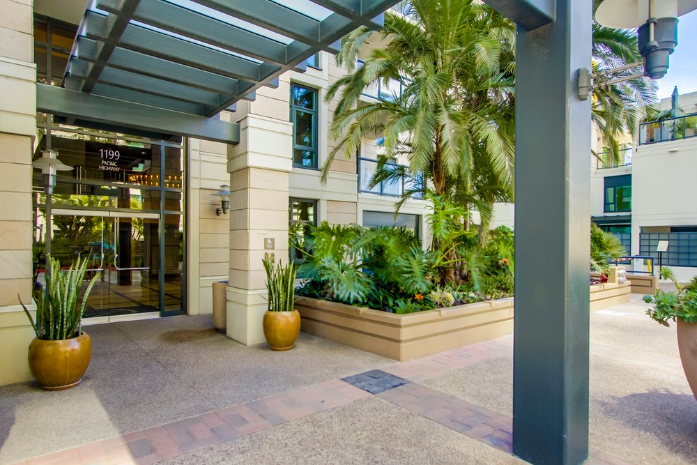 Virtual tour photo 4 of 80 for 1199 Pacific Hwy #906