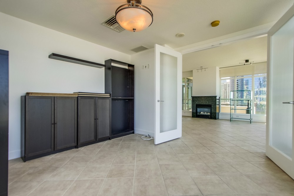 Virtual tour photo 23 of 80 for 1199 Pacific Hwy #906