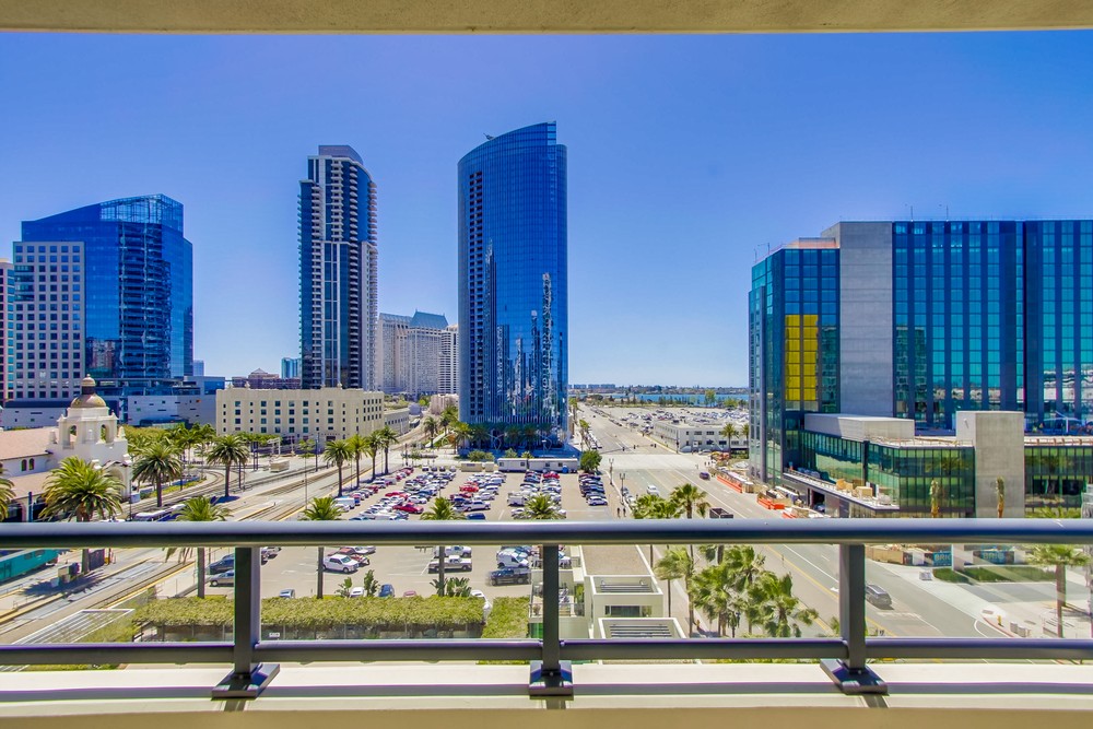 Virtual tour photo 37 of 80 for 1199 Pacific Hwy #906