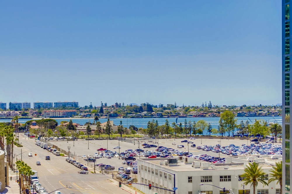 Virtual tour photo 41 of 80 for 1199 Pacific Hwy #906