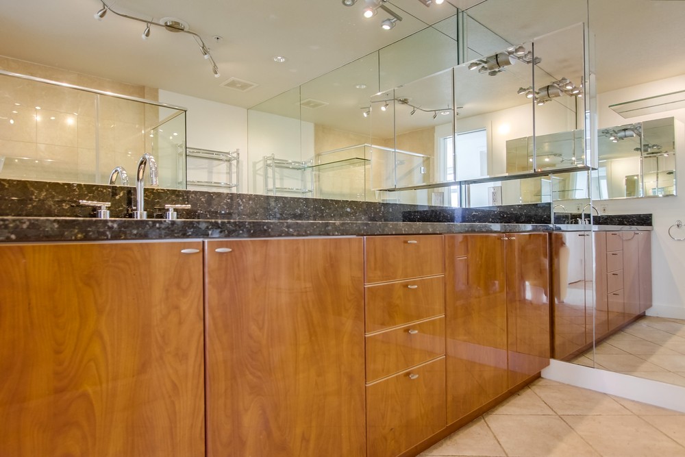 Virtual tour photo 51 of 80 for 1199 Pacific Hwy #906