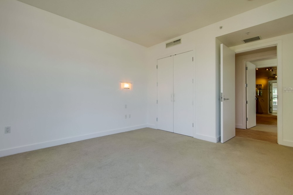 Virtual tour photo 64 of 80 for 1199 Pacific Hwy #906