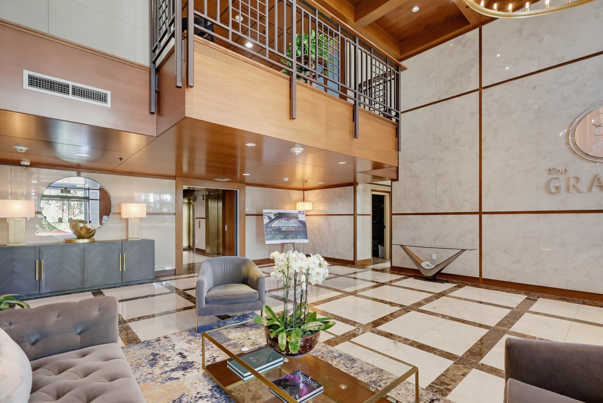 Virtual tour photo 7 of 105 for 1199 Pacific Hwy Unit 1305