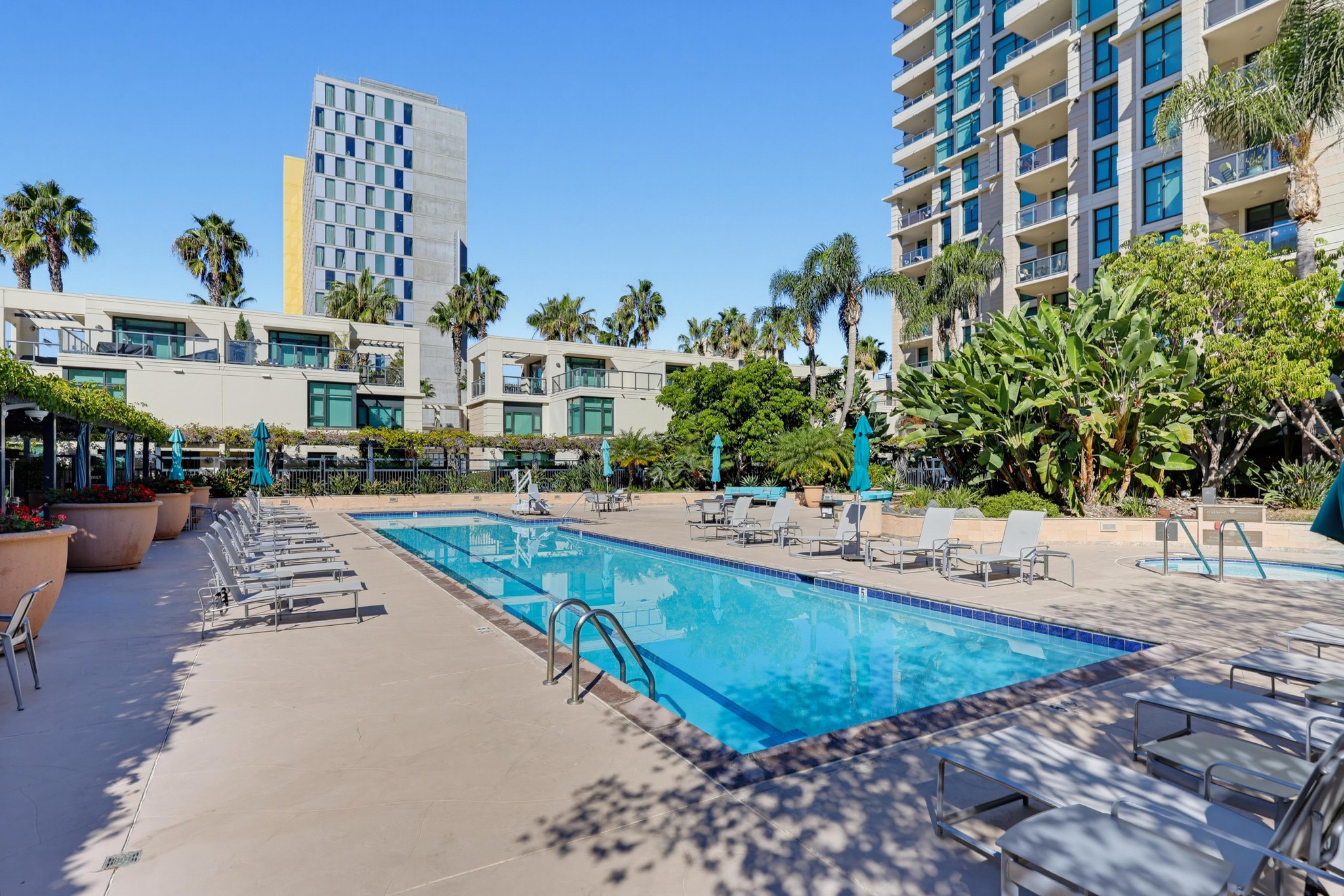 Virtual tour photo 95 of 105 for 1199 Pacific Hwy Unit 1305