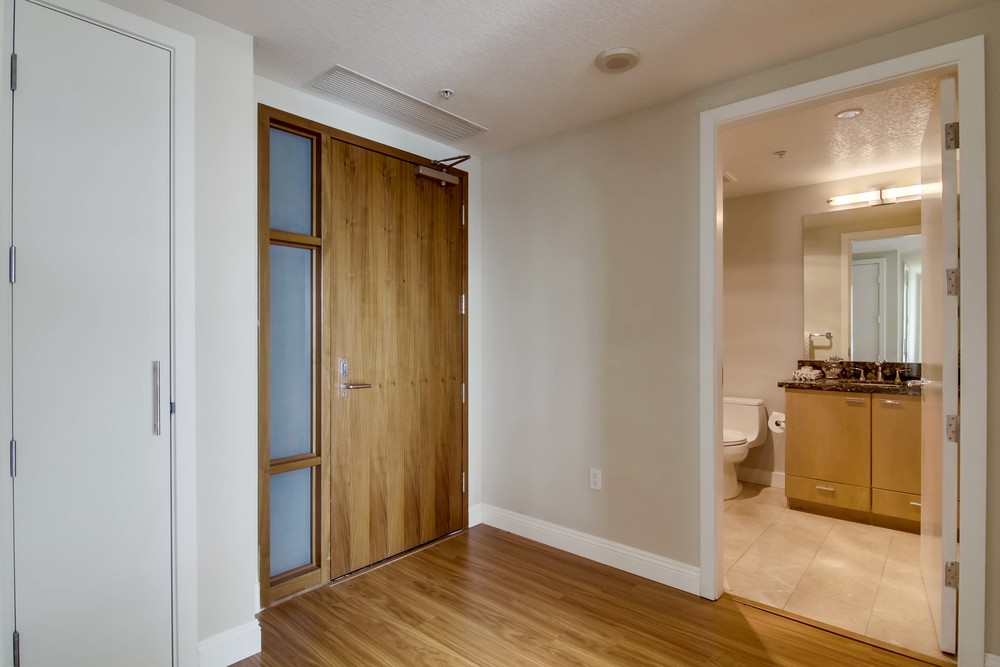 Virtual tour photo 20 of 46 for 1199 Pacific Hwy UNIT 2305