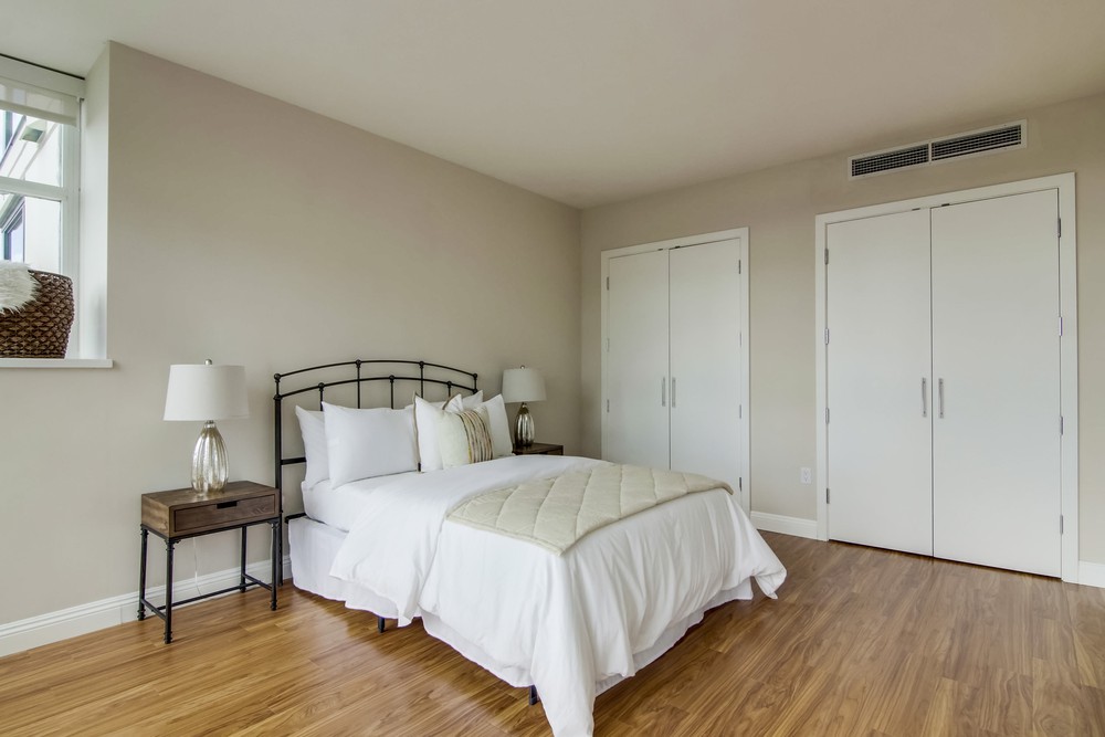 Virtual tour photo 24 of 46 for 1199 Pacific Hwy UNIT 2305