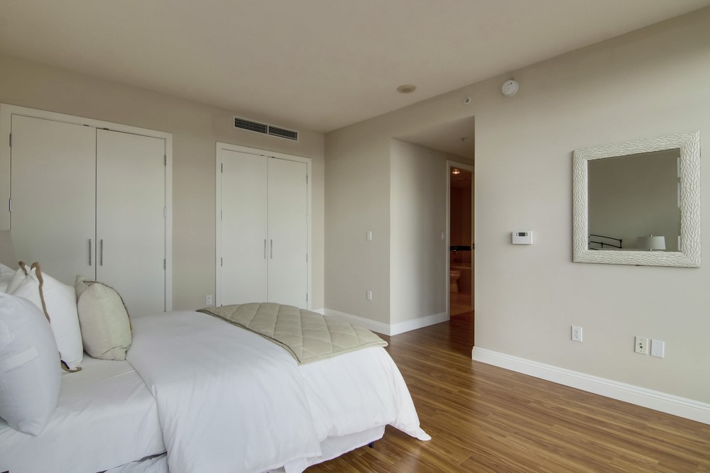 Virtual tour photo 25 of 46 for 1199 Pacific Hwy UNIT 2305