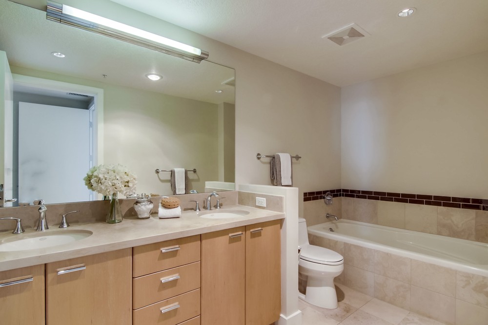 Virtual tour photo 26 of 46 for 1199 Pacific Hwy UNIT 2305