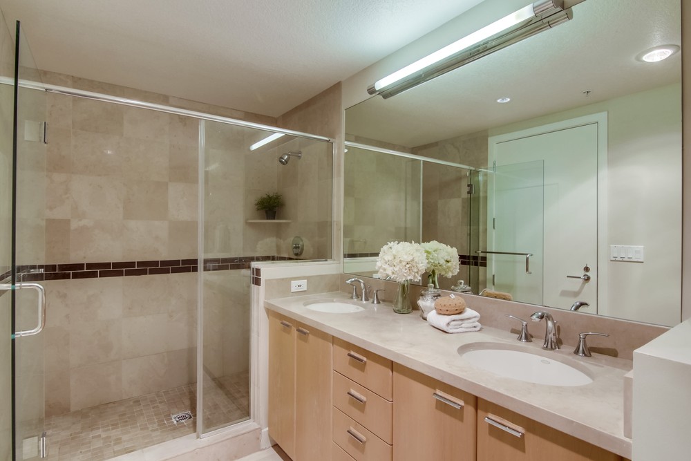 Virtual tour photo 27 of 46 for 1199 Pacific Hwy UNIT 2305