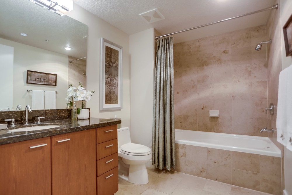 Virtual tour photo 33 of 101 for 1199 Pacific Hwy #3502