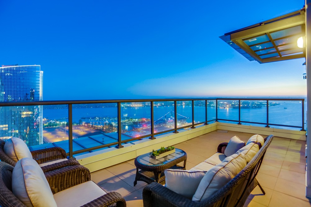 Virtual tour photo 83 of 101 for 1199 Pacific Hwy #3502