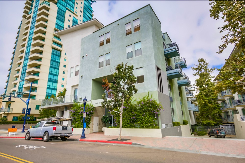 Virtual tour photo 1 of 45 for 120 Island Ave #224
