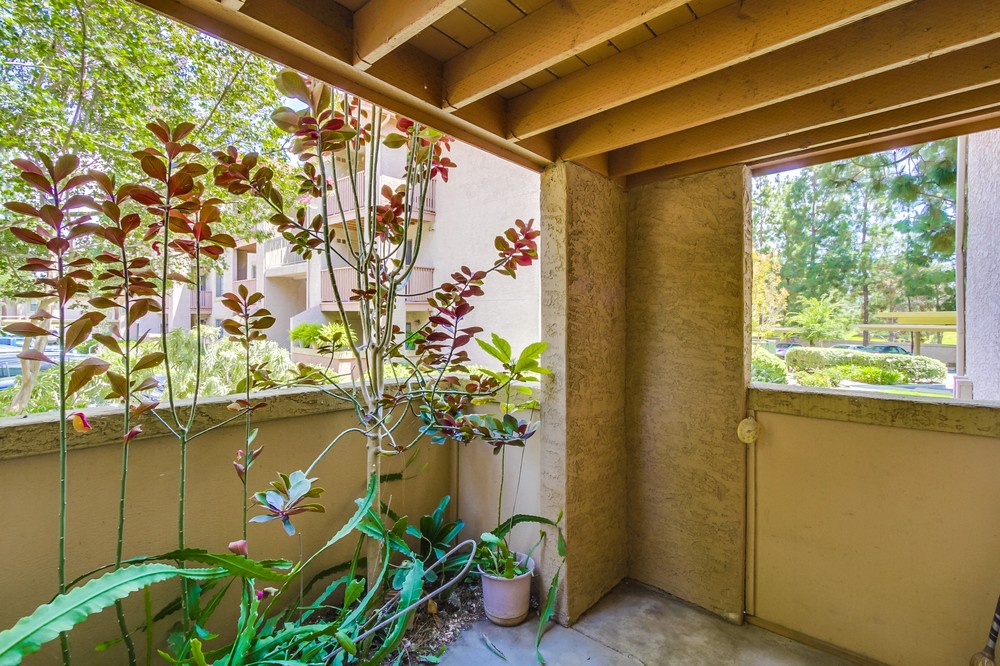 Virtual tour photo 7 of 20 for 12015 Alta Carmel Court #291