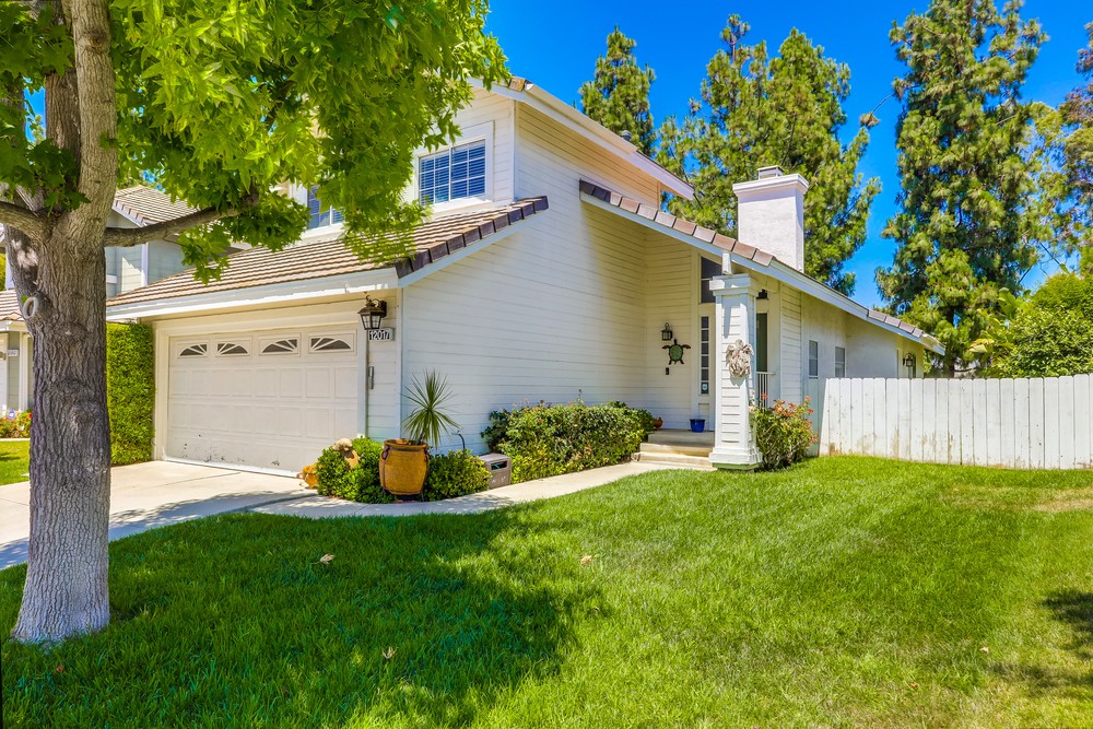 Virtual tour photo 4 of 41 for 12017 Eastbourne Rd