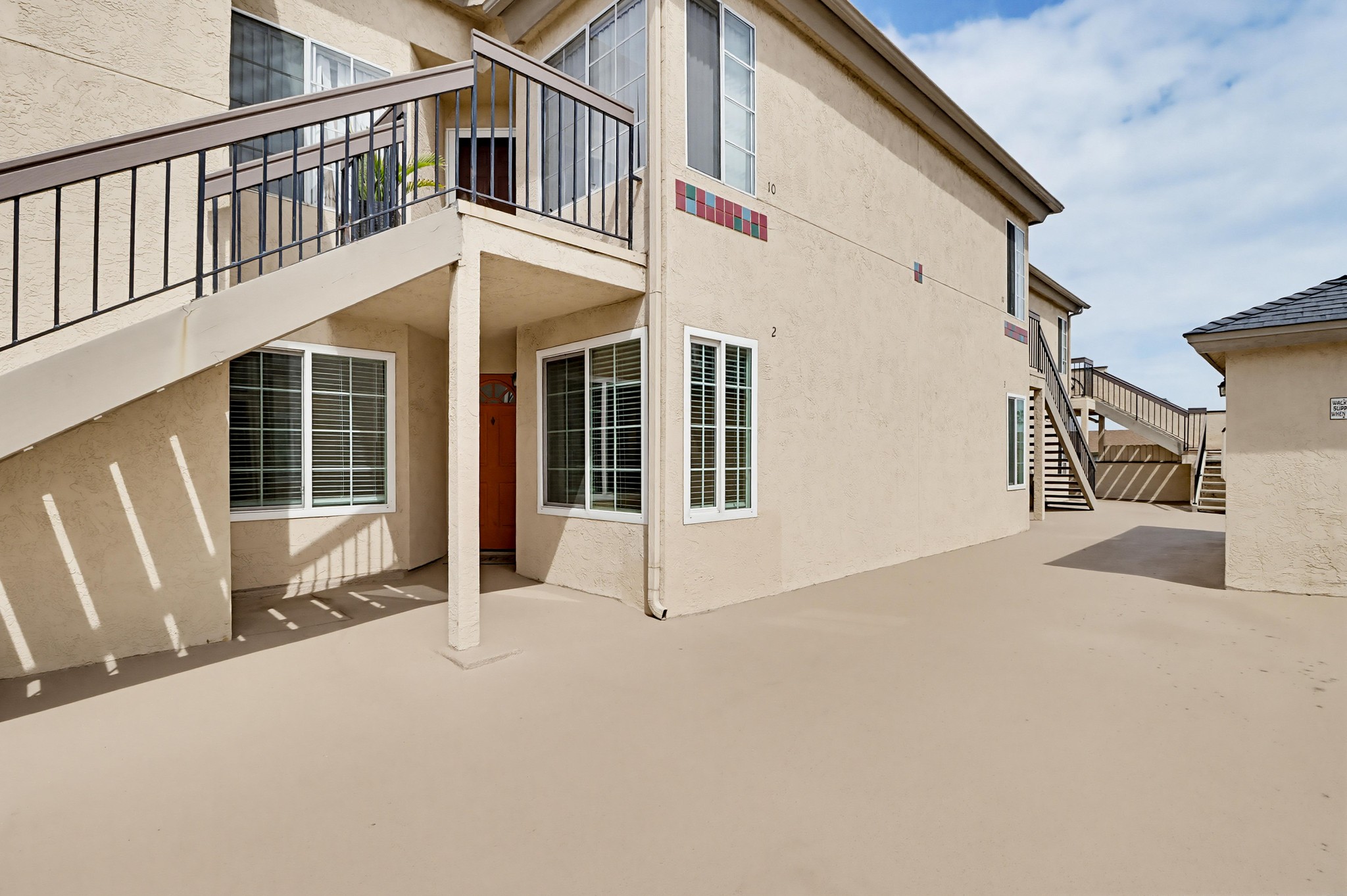 Virtual tour photo 6 of 29 for 1202 Donax Ave