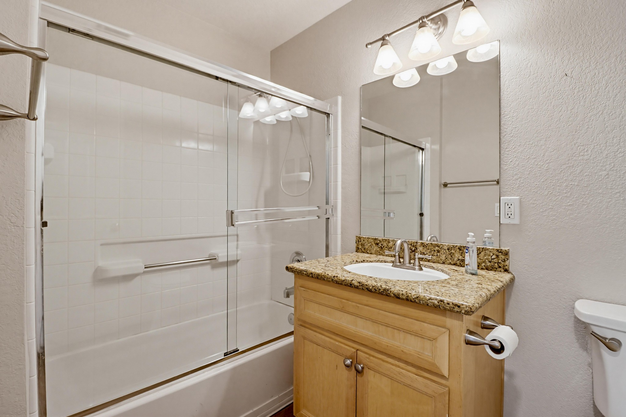 Virtual tour photo 21 of 29 for 1202 Donax Ave