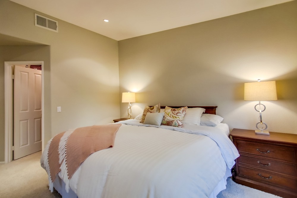 Virtual tour photo 31 of 60 for 12025 World Trade Dr #4