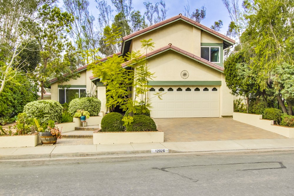 Virtual tour photo 3 of 73 for 12026 Medoc Ln