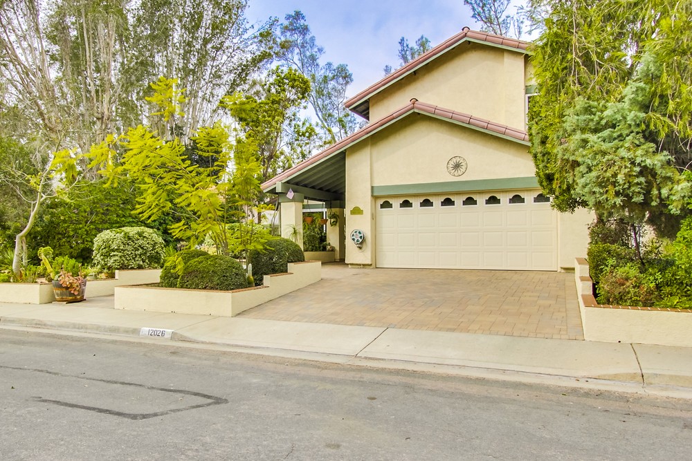 Virtual tour photo 4 of 73 for 12026 Medoc Ln