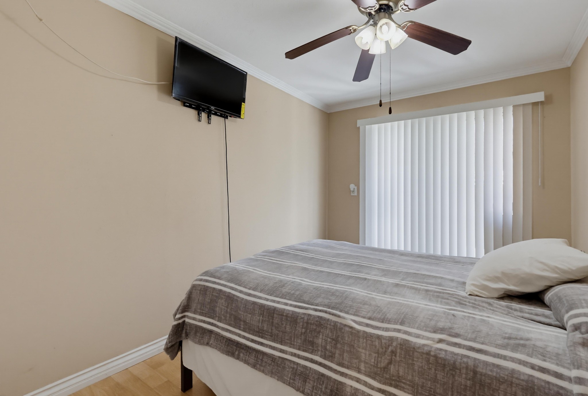 Virtual tour photo 31 of 53 for 12027 168th St