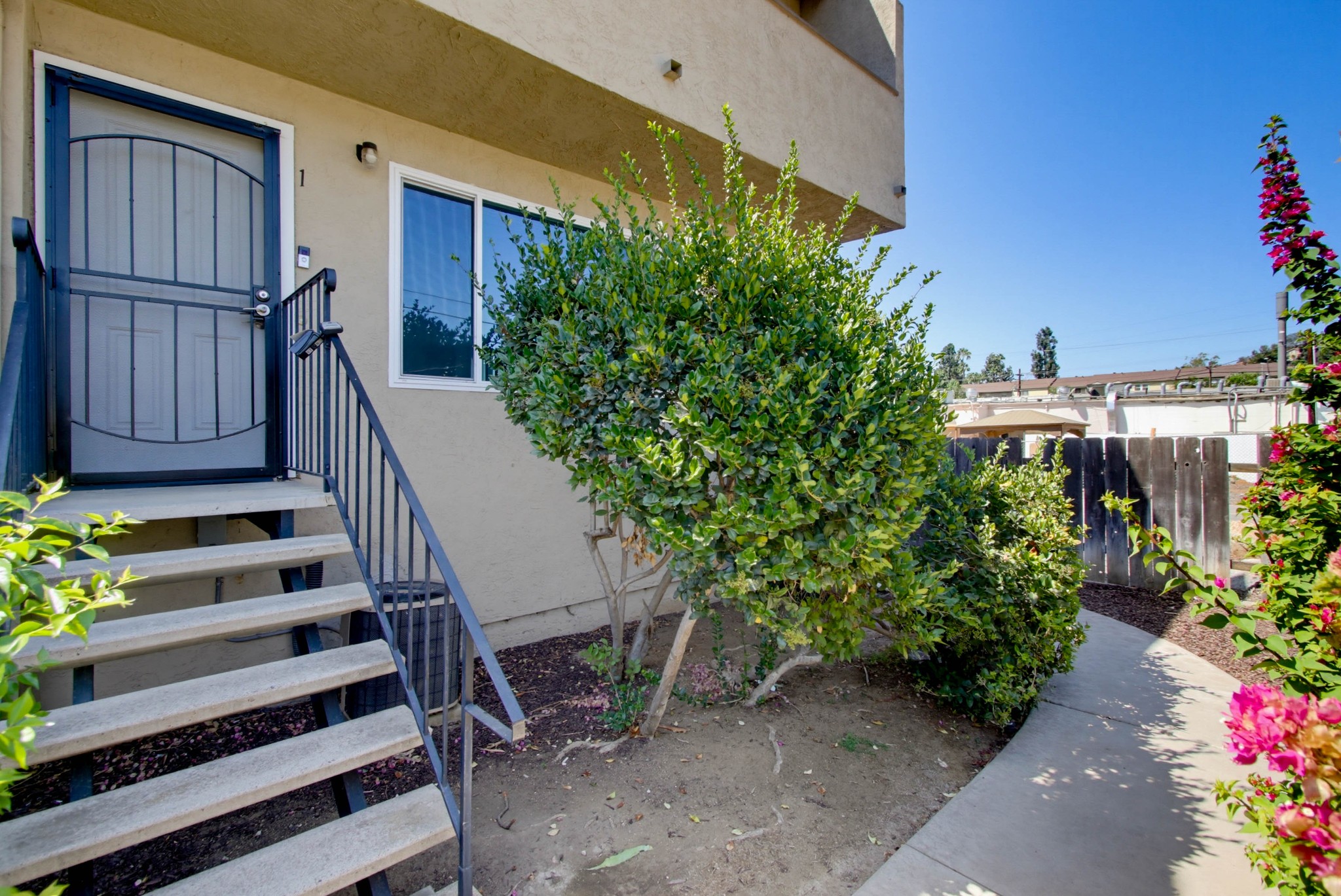 Virtual tour photo 6 of 40 for 12027 Royal Rd Unit 1